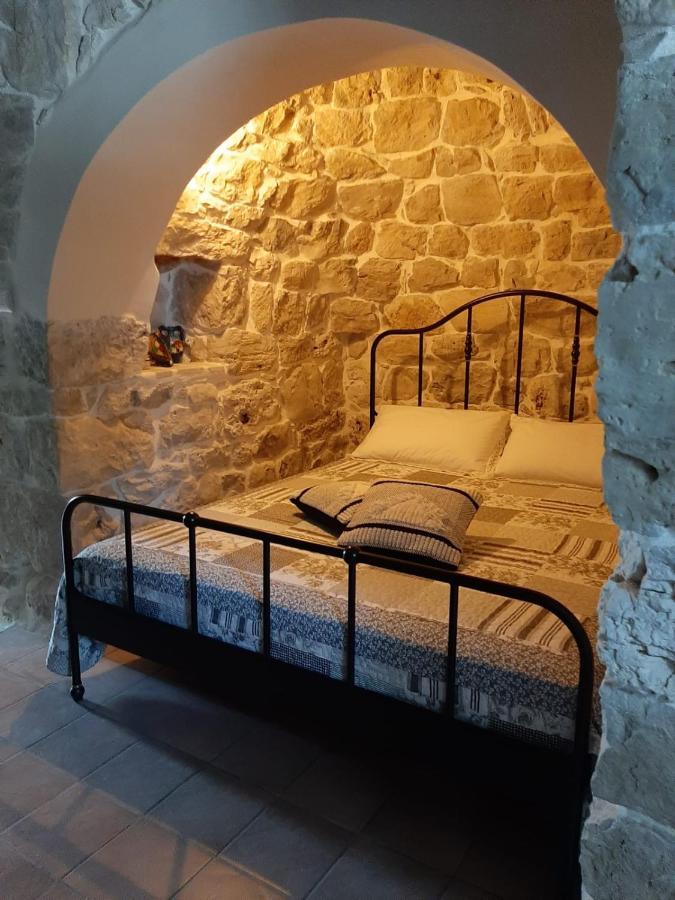 Trullo Fellone Villa เชจลีเมสซาปิกา ภายนอก รูปภาพ