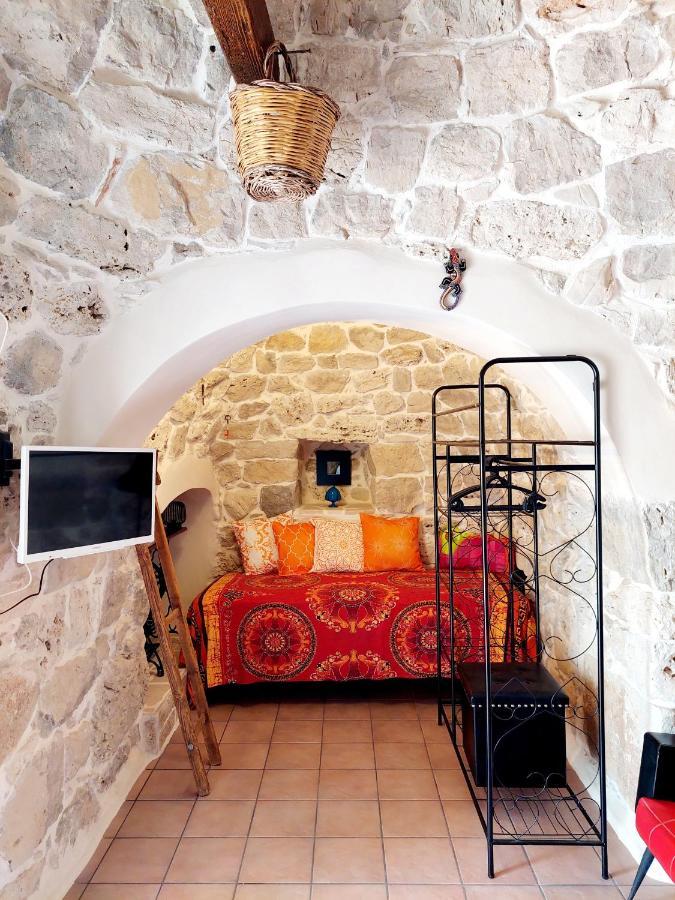 Trullo Fellone Villa เชจลีเมสซาปิกา ภายนอก รูปภาพ